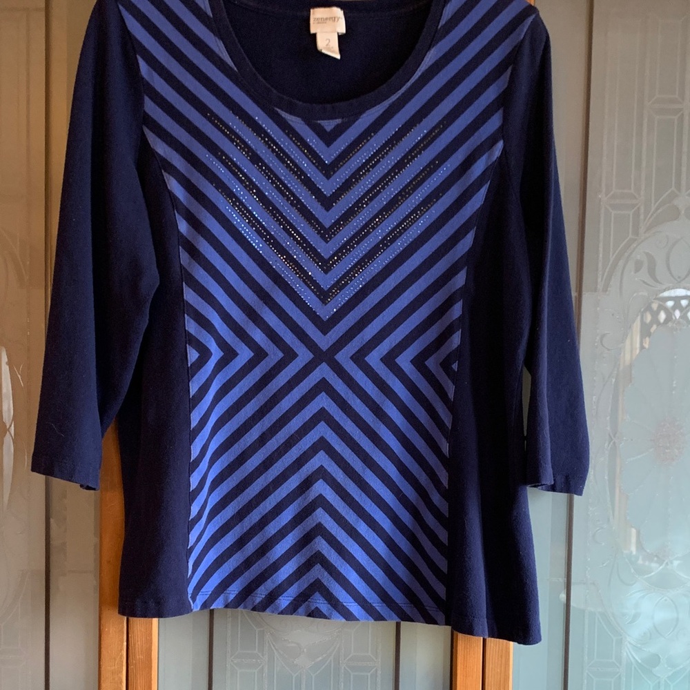 Chic Navy Geometric Sweater